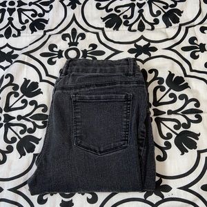 Black skinny jegging